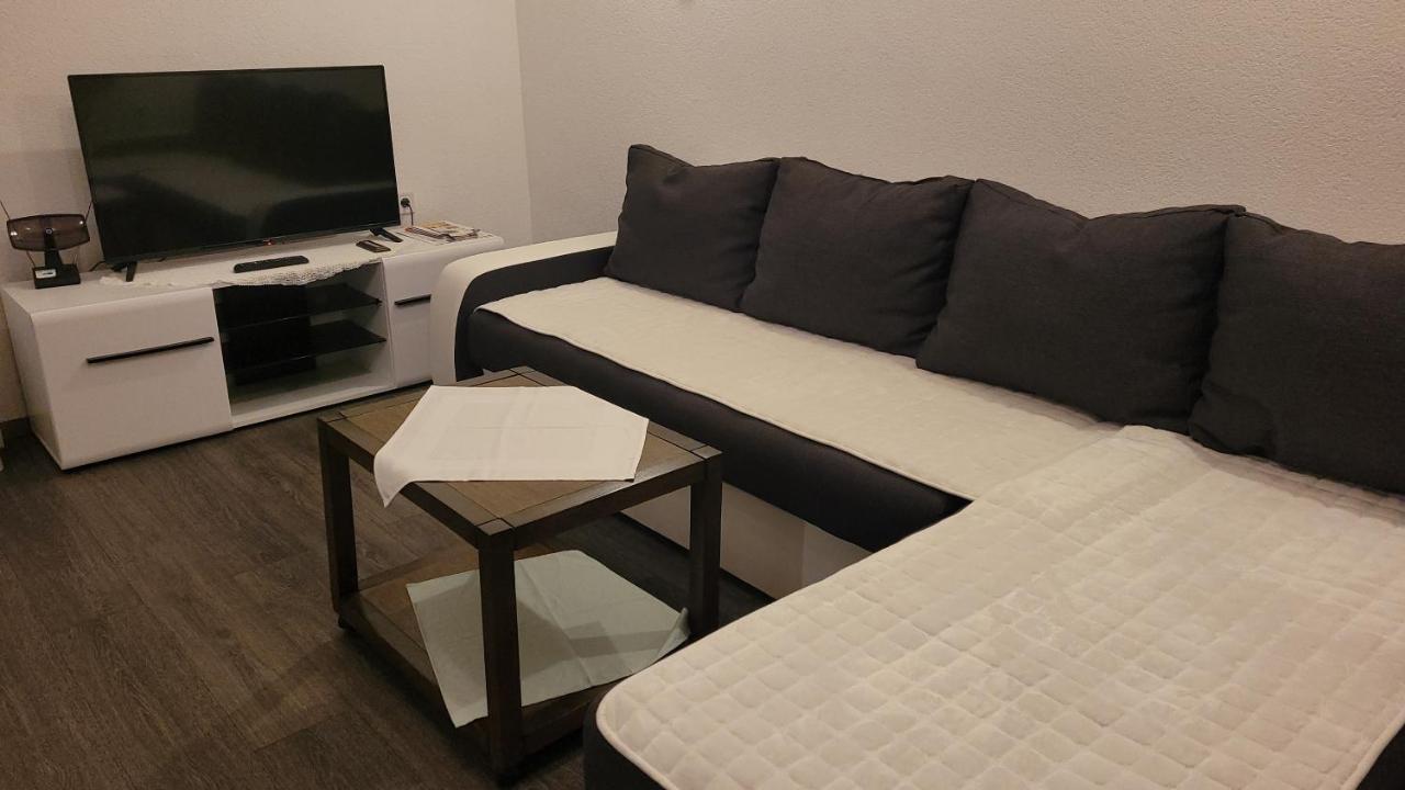 Apartman Mijatovic 자블야크 외부 사진